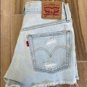 LEVIS VINTAGE 501 SHORTS